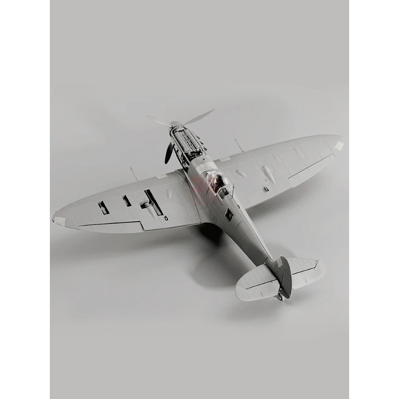 Border  1/35 BF-004 Spitfire F - Model Kit Spitfire avaliação e preço