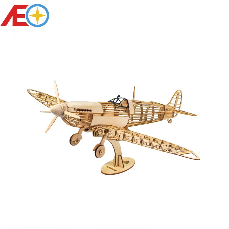 AEORC VX18 1:25 Spitfire Fight - Model Kit Spitfire avaliação e preço