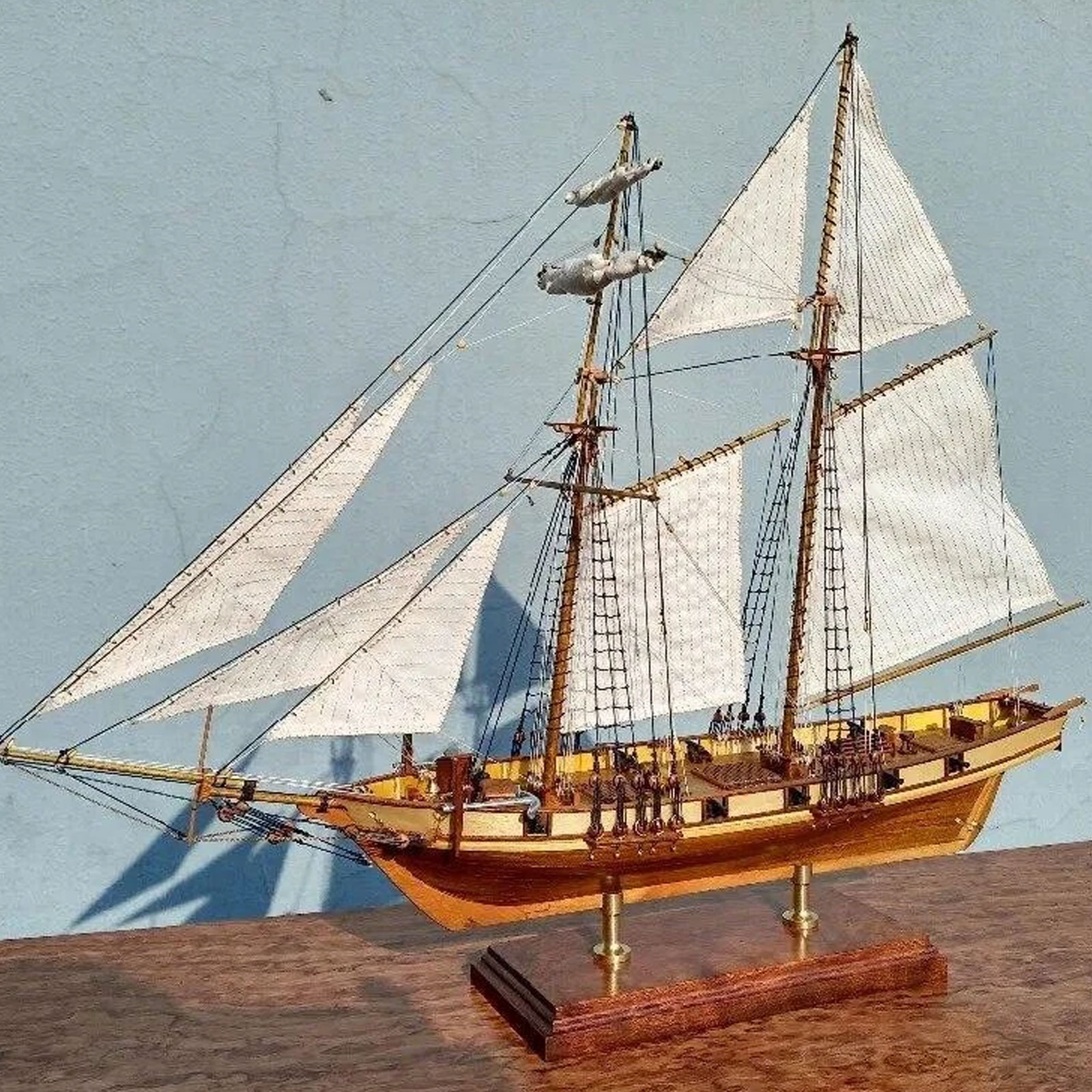 【Halcon Sailboat Wooden Model  - Model Kit Centaur avaliação e preço