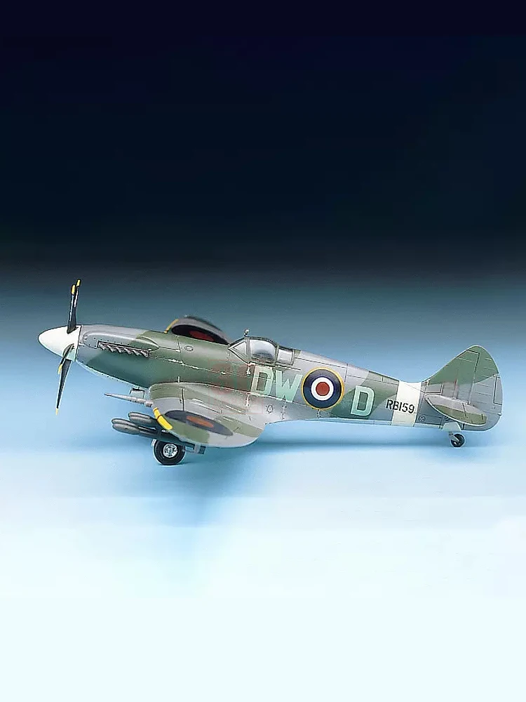 Academy assembled airplane mod - Model Kit Spitfire avaliação e preço
